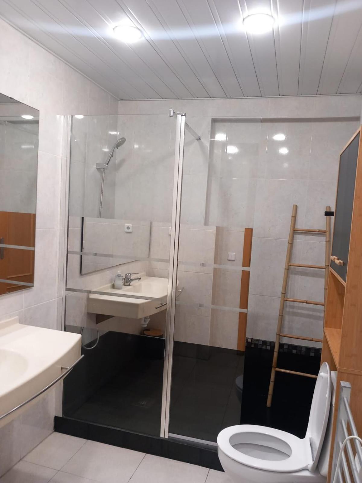 Chez Chantal 3 Chambres Au Centre Touristique De Salou Avec Garage Luaran gambar